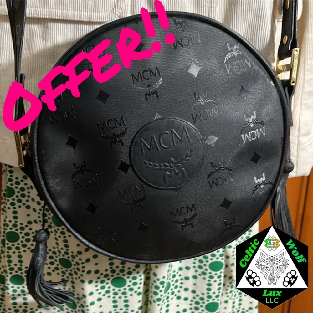 MCM Vintage Black Visetos Circle Crossbody Bag. In GUC
